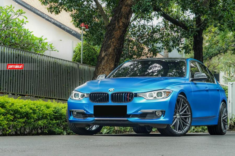 BMW 3-Series Sedan by Permaisuri on Vossen Wheels (VFS4) '2017
